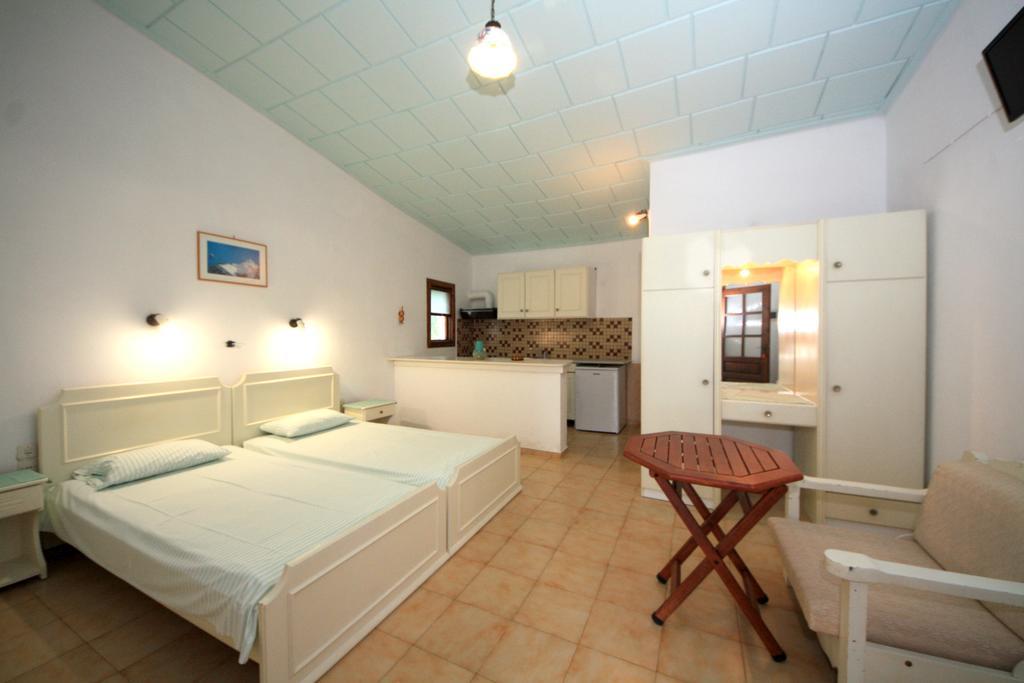 Amalia Studios Skiathos Town Exterior foto