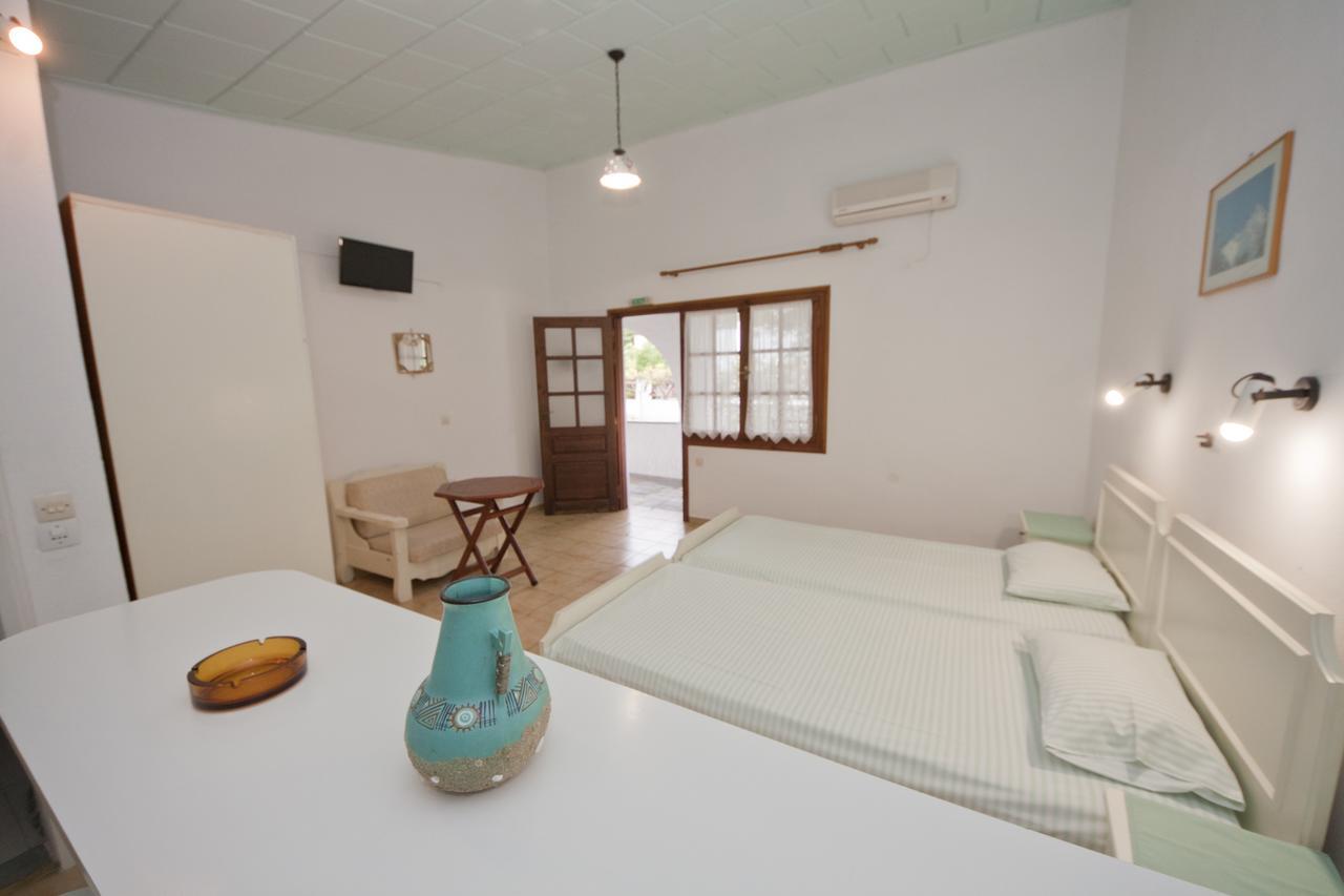 Amalia Studios Skiathos Town Exterior foto